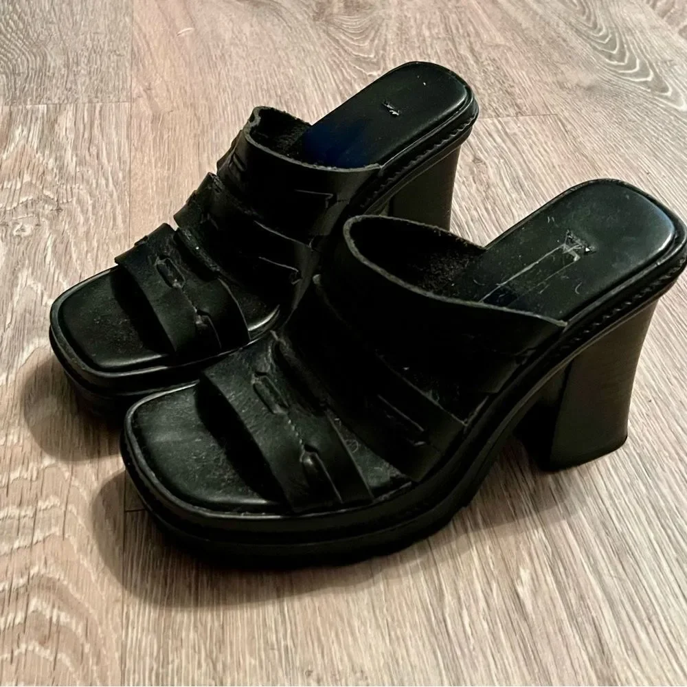 Y2K 90s Boho MIA Madden Chunky Leather Platform Slide Sandal Black Lug Sole 6.5